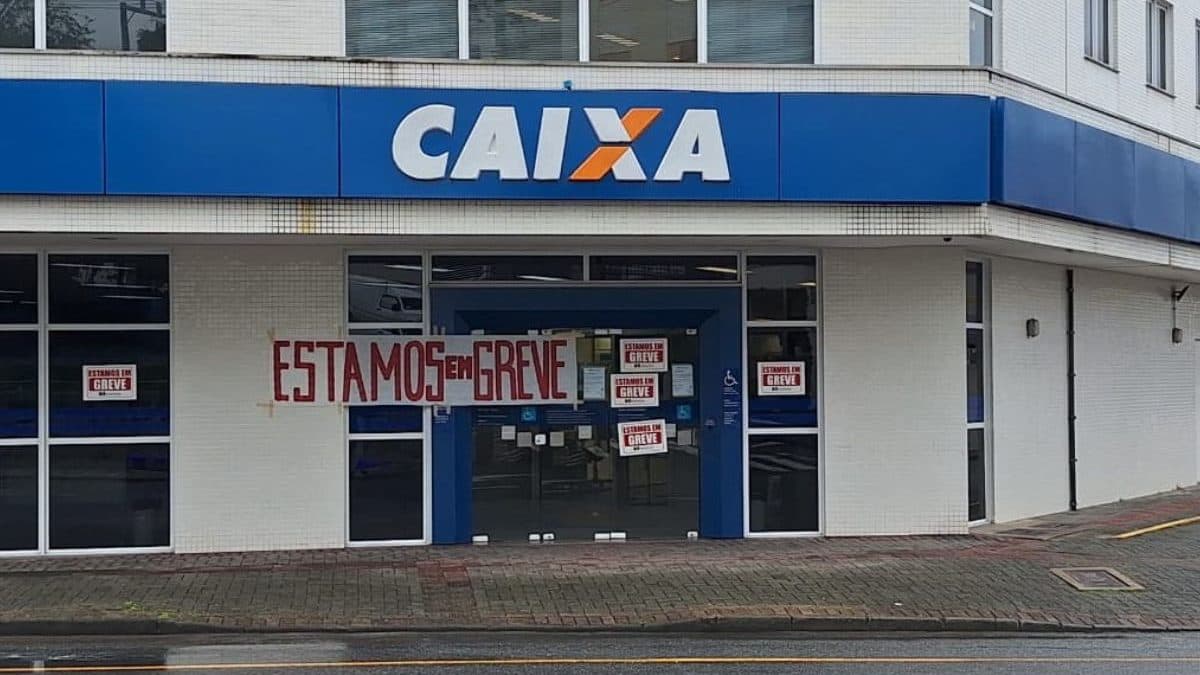 Greve na Caixa: Agências Fecham as Portas no Vale do Itajaí e Impactam Atendimento Bancário