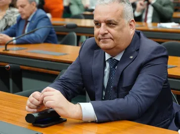 Alfredo Gaspar pode dividir o mesmo teto partidário com Rodrigo Cunha - Política Alagoana