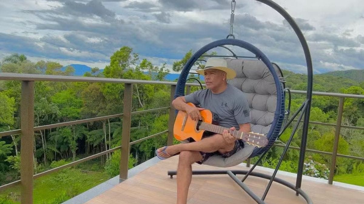 Rick e a Classe Política de SC: Laços de Amizade e Música Marcados por Homenagens